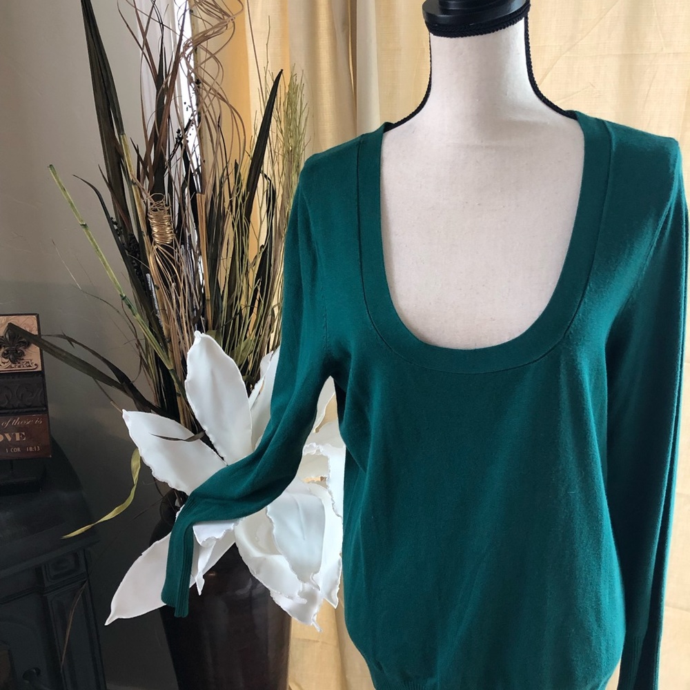 ATTENTION women’s Sweater